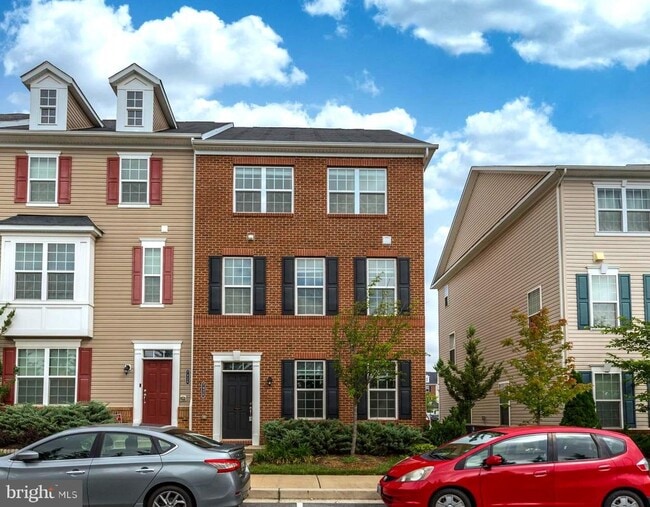 Photo - 7928 Quidditch Ln Townhome
