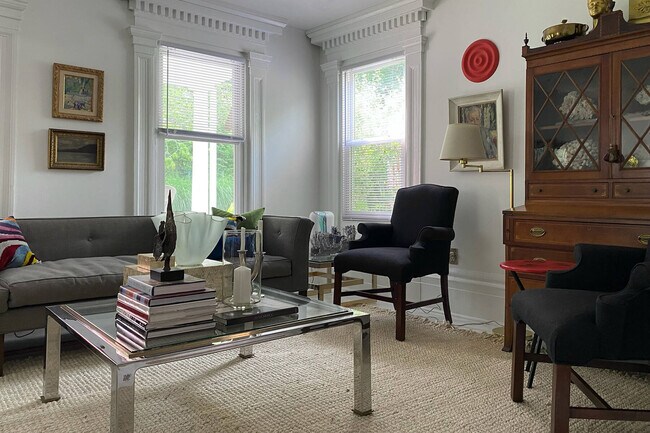 Photo - 70 S Ferry Rd