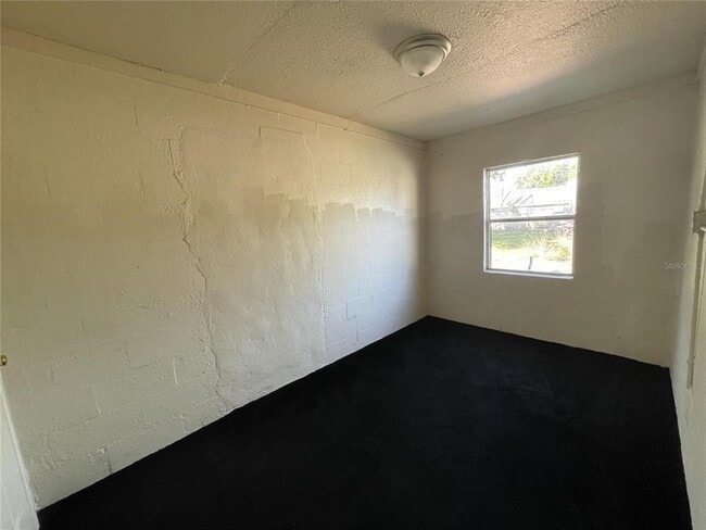 Photo - 131 B St