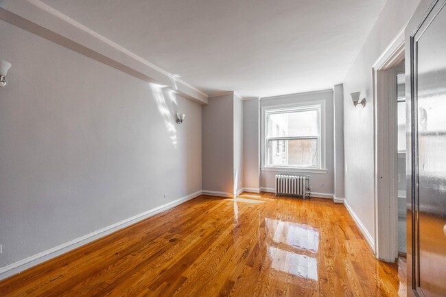 Photo - 917 W Eastwood Ave Unit 307