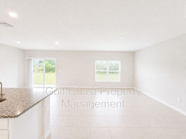 Photo - 810 172nd Ct E