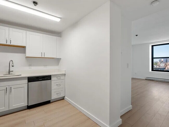 160 Commonwealth Ave Unit 616