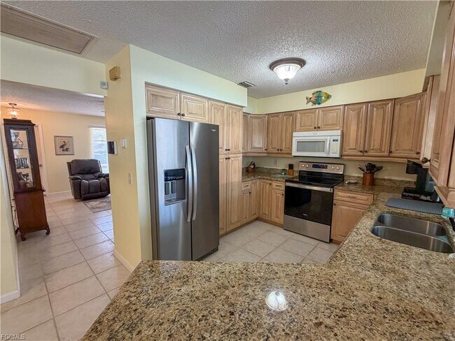 Photo - 1115 SW 54th Ln