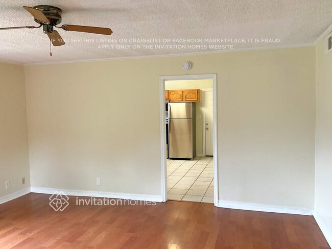 Photo - 1359 Raymond Dr