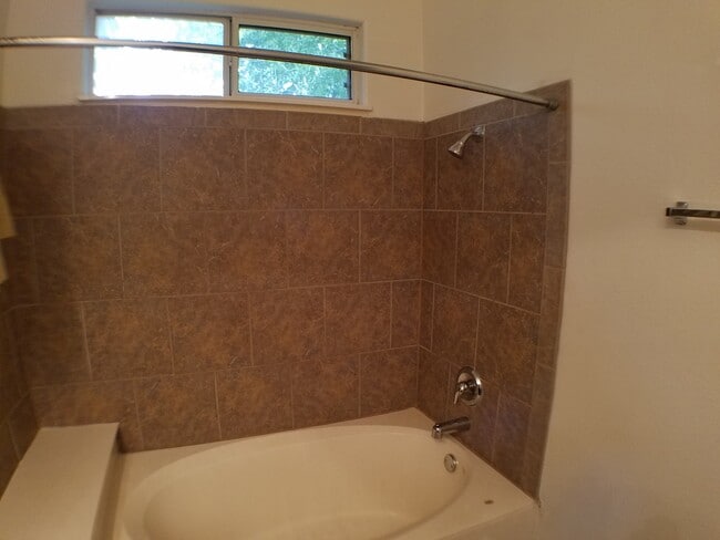 Photo - 2500 Allred Dr Unit 2500-B ALLRED