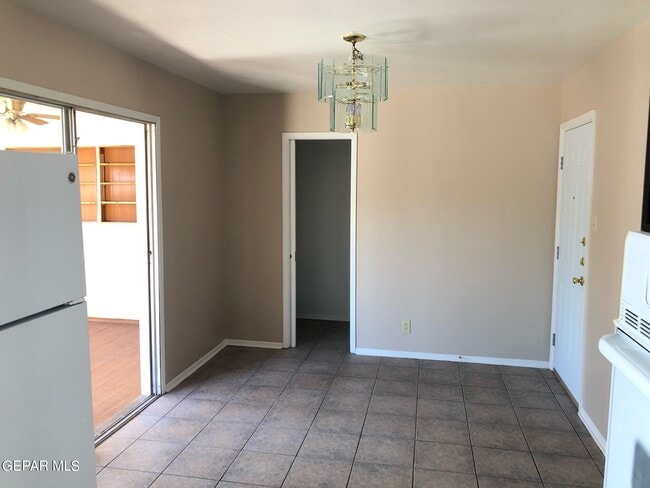 Photo - 10073 Kirwood St