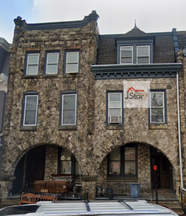 Building Photo - 1234 Perkiomen Ave Unit 3 - A