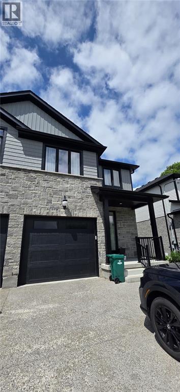Photo - 1156 Swan St