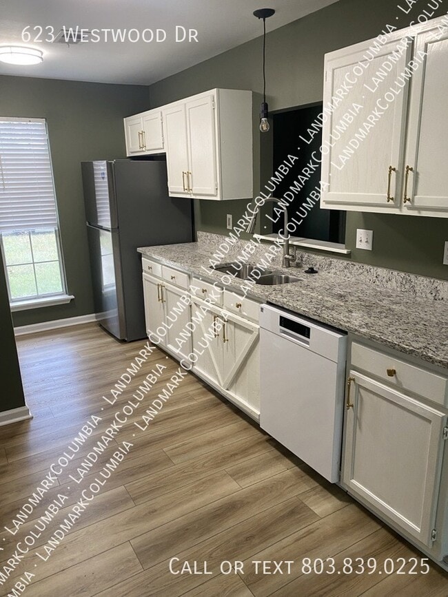 Photo - 623 Westwood Dr