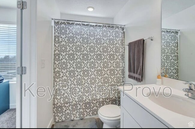 Photo - 1116 E Yard Row