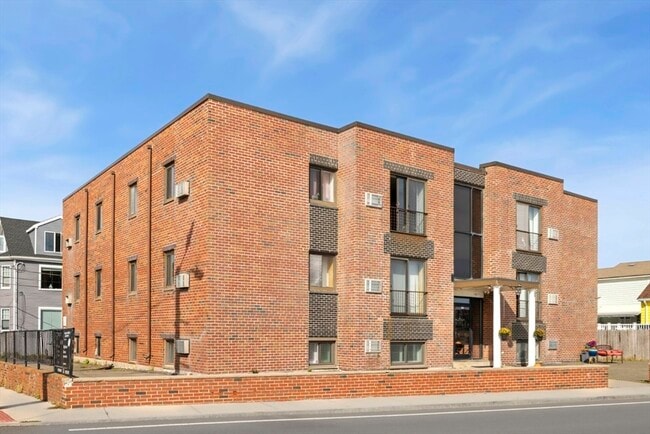 Photo - 222 Winthrop Shore Dr Unidad 7