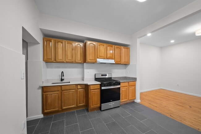 Photo - 67 Franklin St Unit 2
