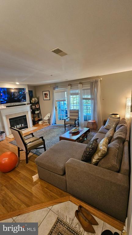 Photo - 6103 Wigmore Ln Unit H