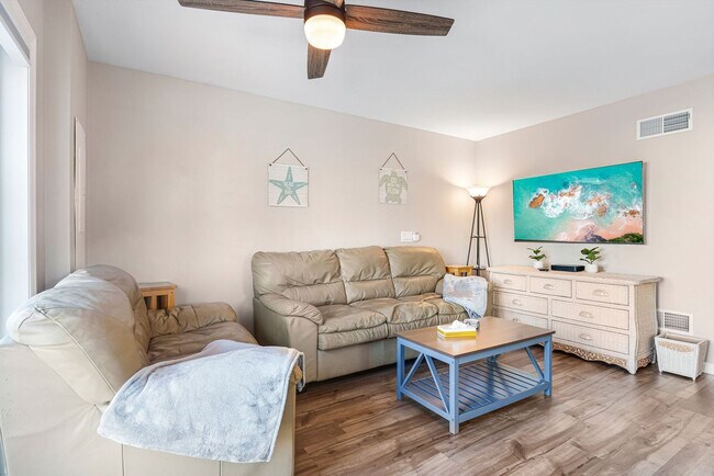 Photo - 12 Epping Ave Unit ID1333630P