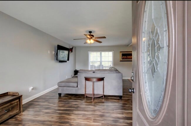 Photo - 1321 Allmon Dr