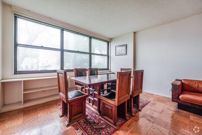 Building Photo - 7002 JFK Blvd E Unit 6H Rental