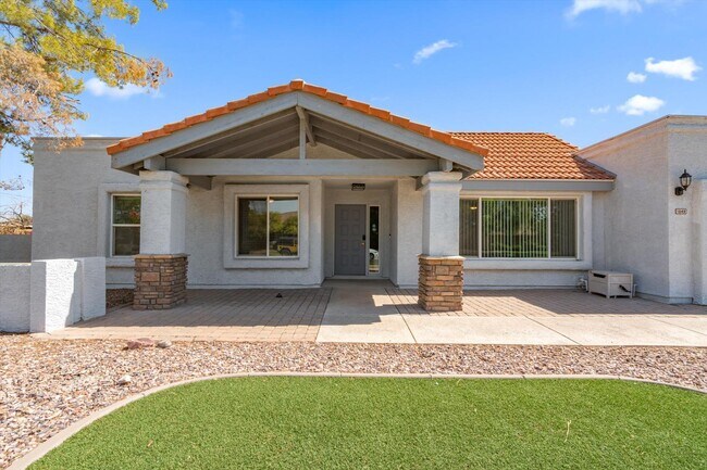 Photo - 1849 E Manhatton Dr