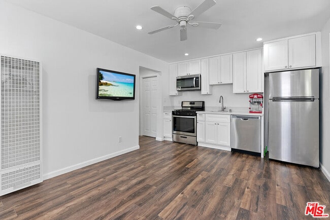 Photo - 2319 Vineyard Ave