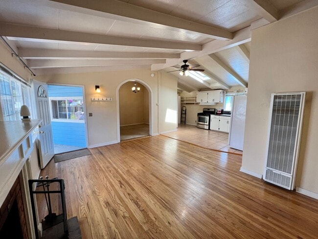 Photo - Archer Manor - Apply NOW!!