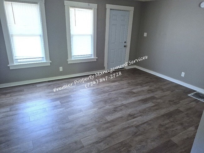 Photo - 311 Cooper St