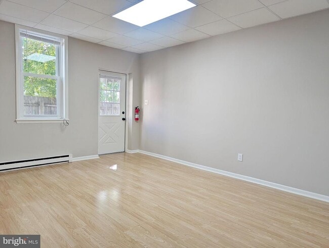 Photo - 110 N Main St