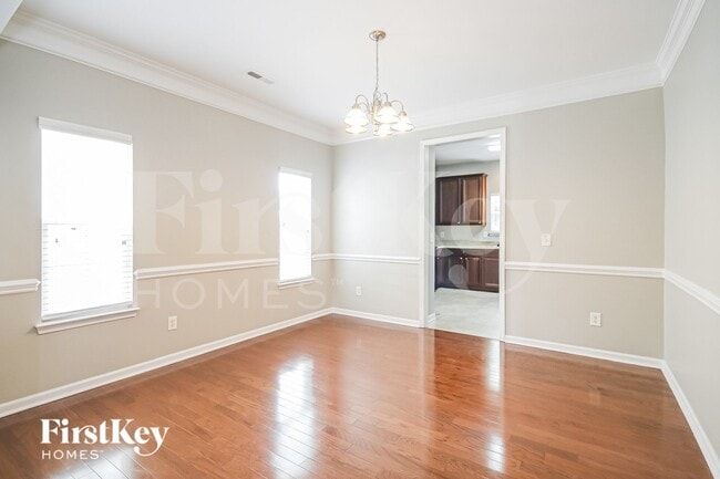Photo - 9613 Rothman Ln