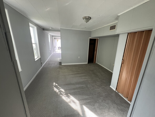 Photo - 2511 S Snyder Ave