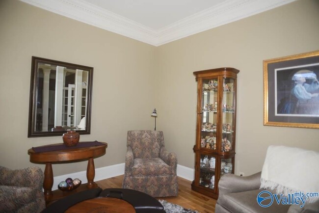 Photo - 7304 Ferncliffe Dr SE