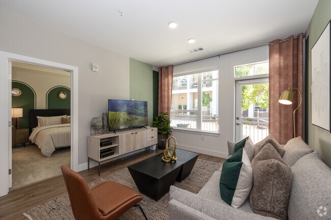 2BR, 2BA - 1,133SF - Living Room