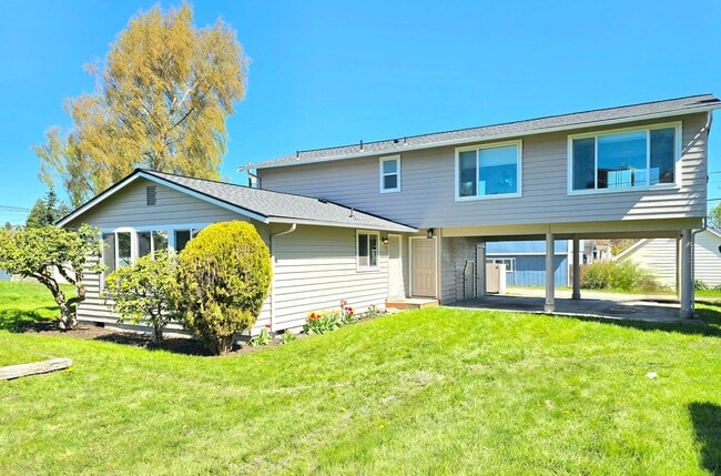 Photo - BlyLua Unit B