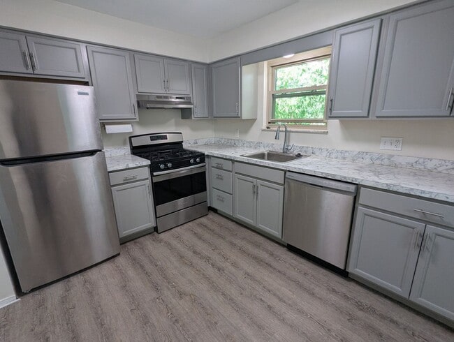 Photo - bir6603 Unit 1