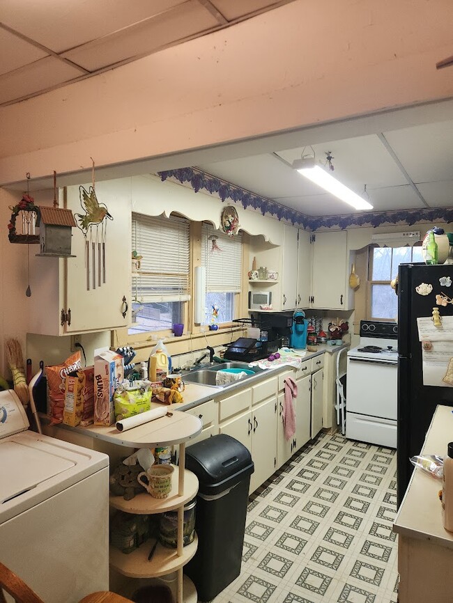 Photo - 223 High St Unidad #1