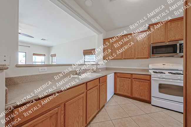 15289 W Desert Hills Dr