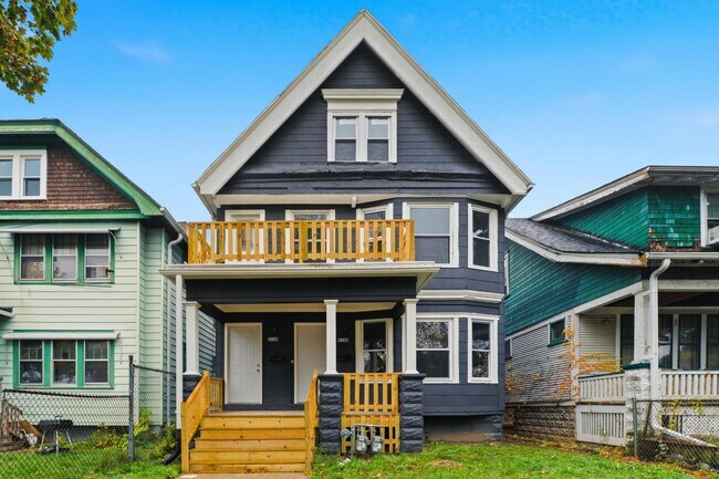 Photo - 3166 N 16th St