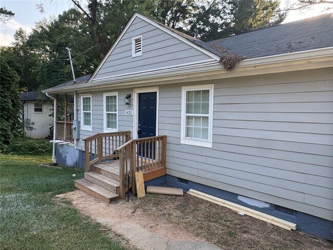 Photo - 1431 Lorenzo Dr SW