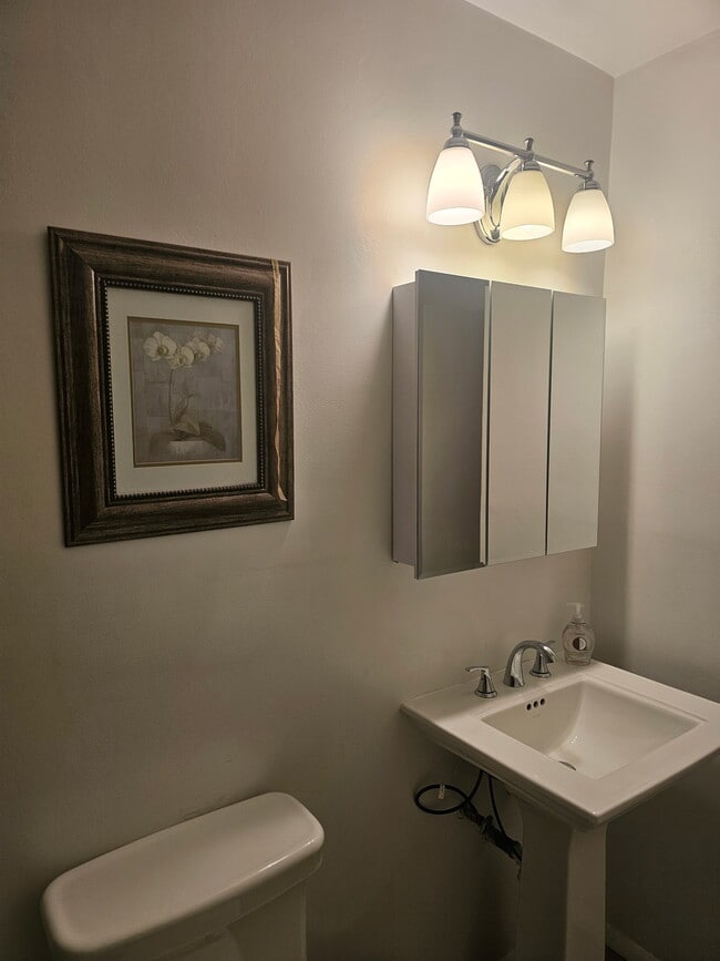 Photo - 109 Glascock Ct