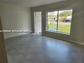 Photo - 6350 Mayo St