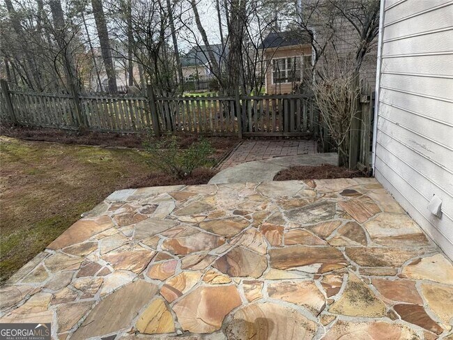 Photo - 1568 Ridge Point Dr NW