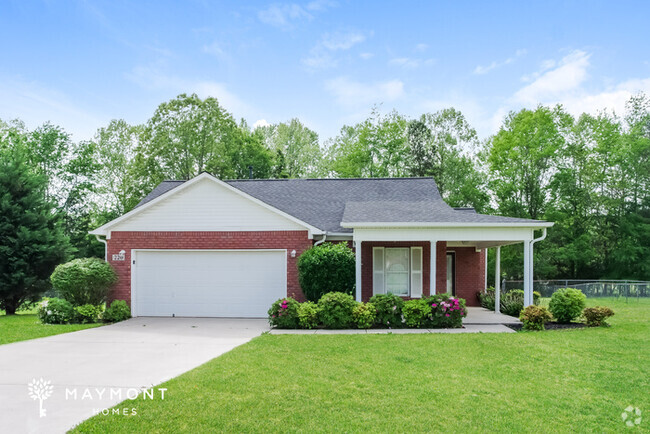 Building Photo - Brick Ranch with Spacious Design Rental