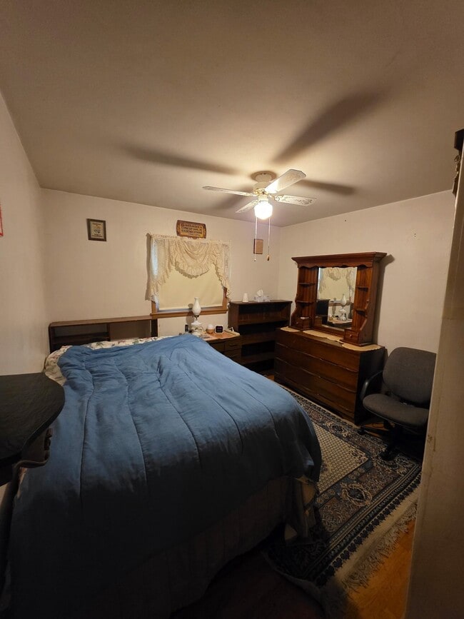 Photo - 4985 S Menard Dr