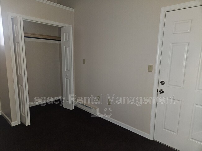 Photo - 283 E Main St Unit 2