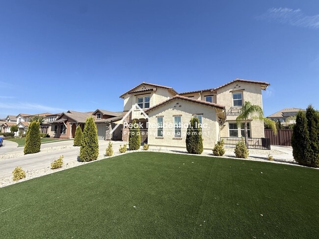 Building Photo - 3535 Heron Ct