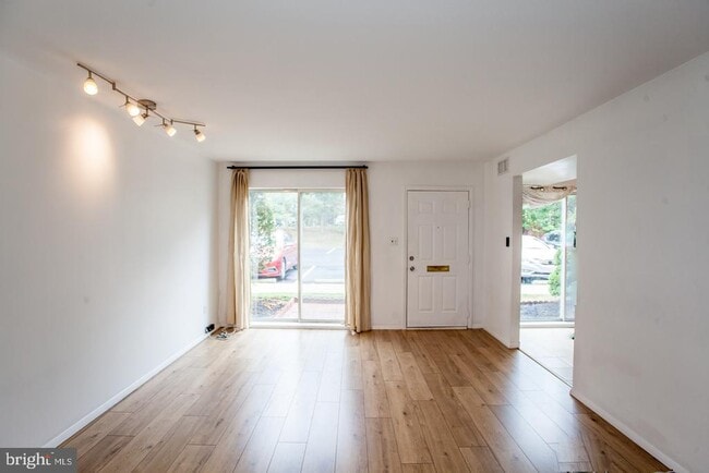 Photo - 413 Brandywine Ct