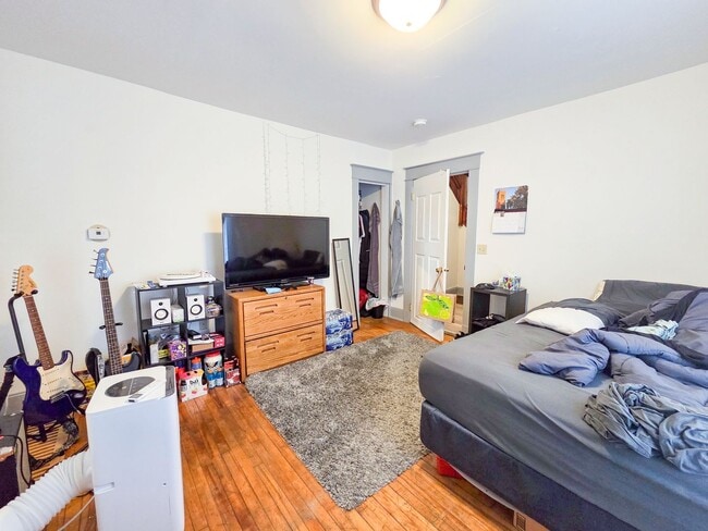 Photo - 1113 Drake St