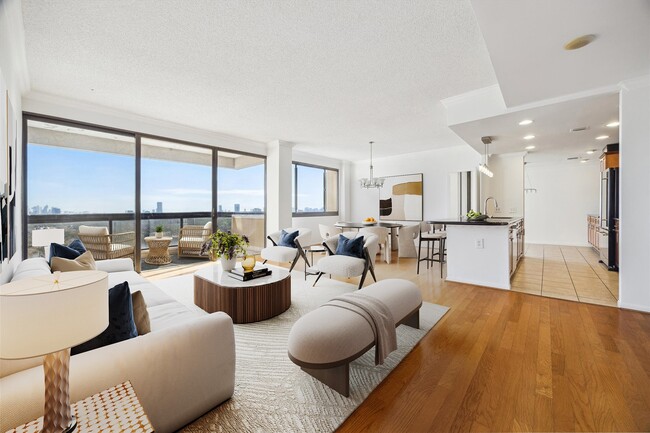 Building Photo - 49 Briar Hollow Ln Unit 1704