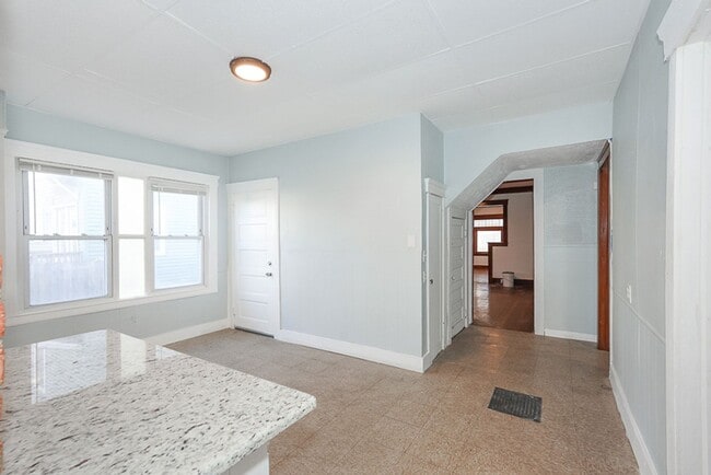 Photo - 1910 Corning Ave Apartment Unit 1st floor