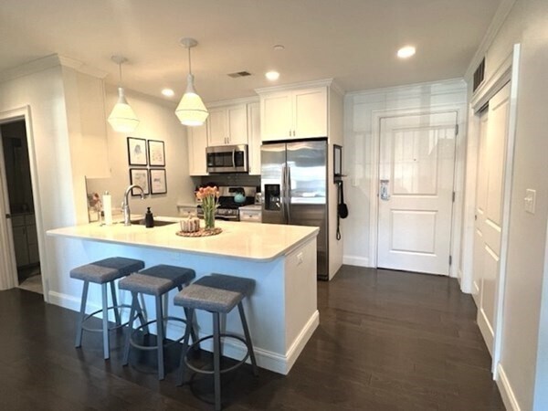 Photo - 728 E Broadway Apartment Unit 303