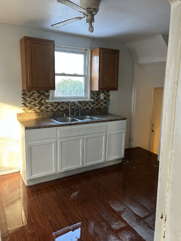 Photo - 3394 E 52nd St