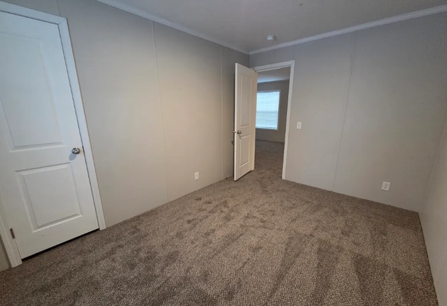 Photo - 500 Elmwood Ln