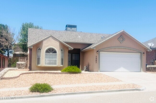 Building Photo - 7065 Tierra Roja St Rental